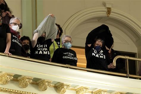 Jewish protesters calling for cease-fire in Gaza disrupt first day of California legislative session